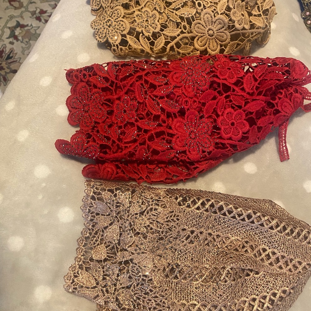Chemotherapy caps.15 Elegant Lace, knit, loose, fitted (cancer) caps. Mostly new